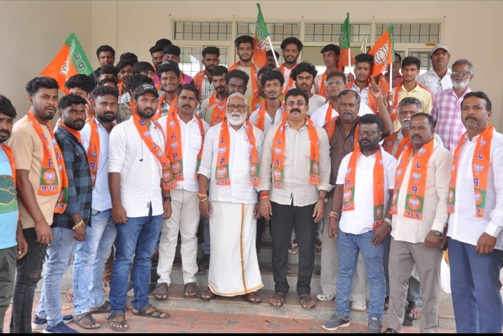 Kollegala- A large number left various parties and joined the BJP under the leadership of former minister N. Mahesh